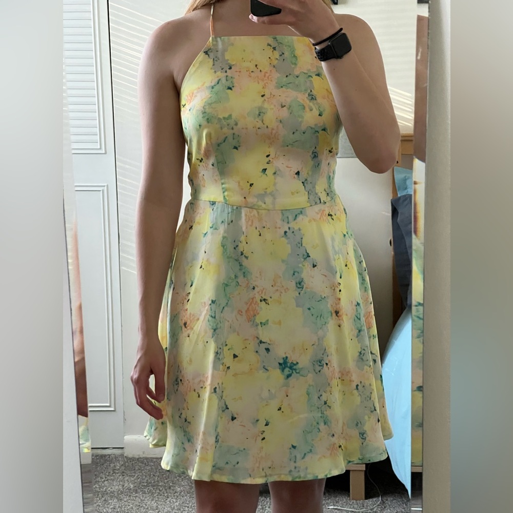 Francesca’s Pastel Yellow Floral Dress